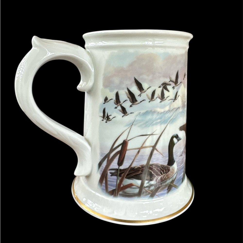 Franklin Porcelain Canada Goose Design Stein